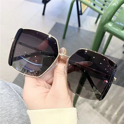 Picture of New Box Double Eyebrow Fashion Women's Sunglasses